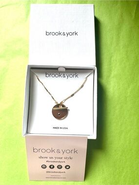 Grace Birthstone Toggle Necklace in Deep Blue (September) NIB